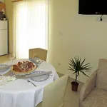 Appartamento Toni-1 By Interhome Grebaštica